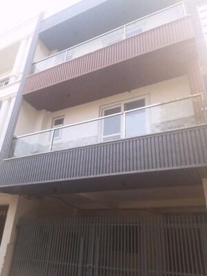 3 BHK Builder Floor – Exterior View View at Vasundhara Sector 1 - for Sale