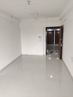 Living Room in 2 BHK Apartment at Chembur – for Rent