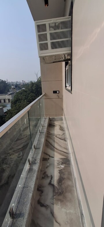 Balcony in 2 BHK Builder Floor at Subhash Nagar – for Rent