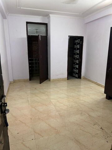Room in 1.5 BHK Builder Floor at Saket – for Rent