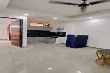 Parking in 1 RK Builder Floor at Chattarpur – for Rent