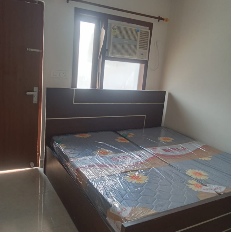 Bedroom, lajpat nagar 4 1 Bedroom 50 Sq.Yd. Builder Floor In Lajpat Nagar 4 Delhi 9421662