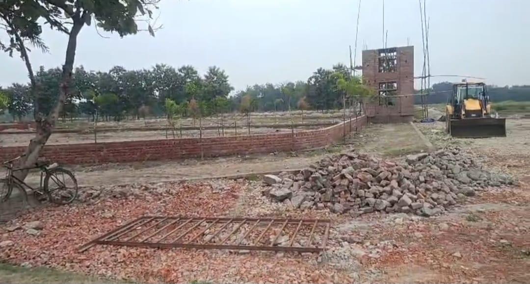 Plot For Sale in Raebareli Road