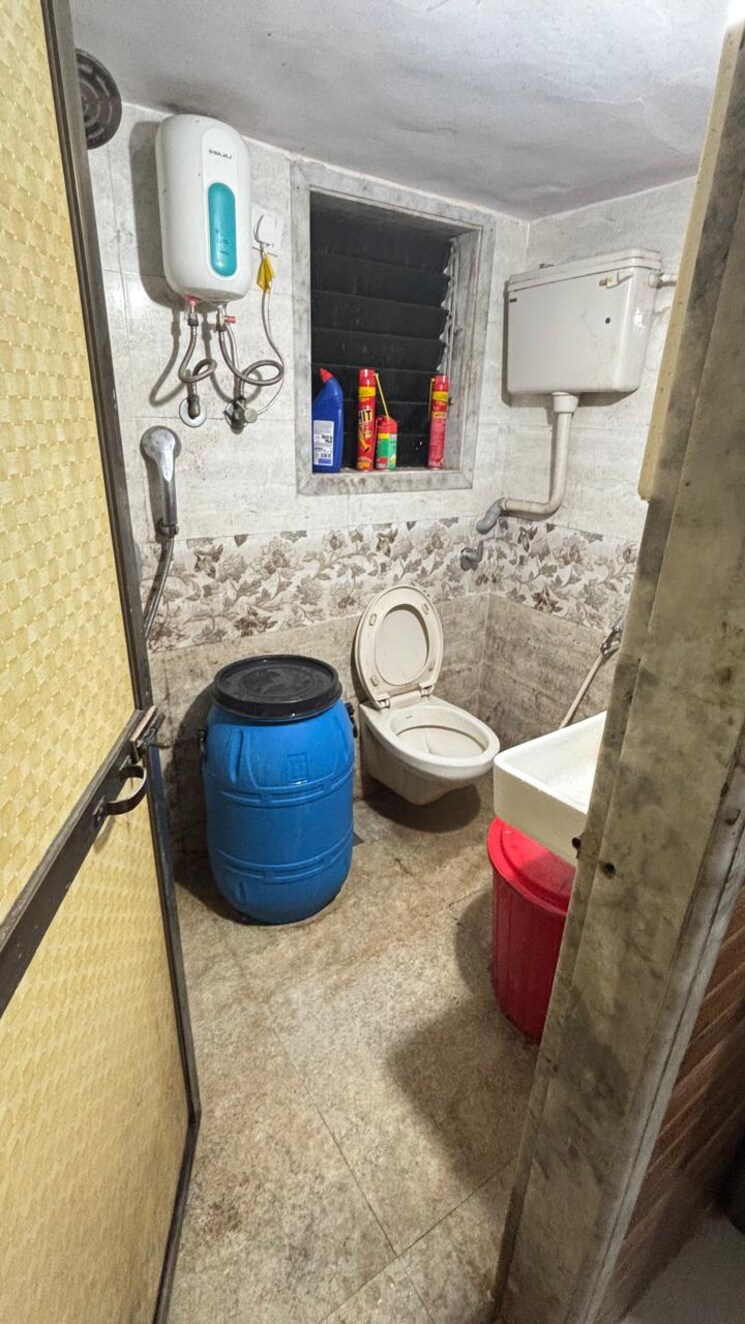 Bathroom, mirza-tranquil-paradise 2 Bedroom 750 Sq.Ft. Apartment In Airoli Sector 8a Navi Mumbai 9420888