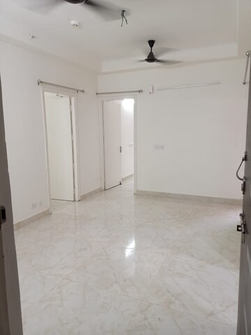 Room in 3 BHK Apartment at Gaurs Siddhartham, Siddharth Vihar – for Sale