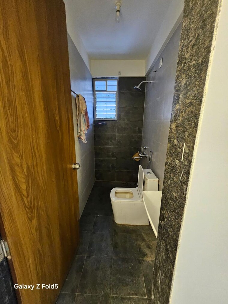 Attached Bathroom, wakad 2 Bedroom 960 Sq.Ft. Apartment In Wakad Pune 9420922