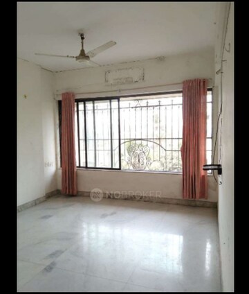 Bedroom in 3 BHK Apartment at Chembur – for Rent