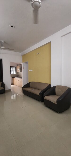 2 BHK Apartment For Rent in New Khapri