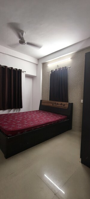 Bedroom in 2 BHK Apartment at New Khapri – for Rent