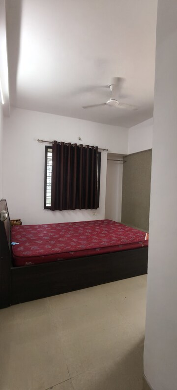 Bedroom in 2 BHK Apartment at New Khapri – for Rent