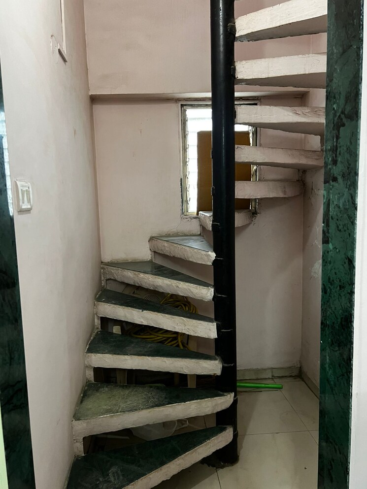 Other, kothrud 2.5 Bedroom 1900 Sq.Ft. Builder Floor In Kothrud Pune 9421179