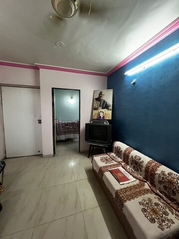 Living Room in 2.5 BHK Builder Floor at Kothrud – for Sale