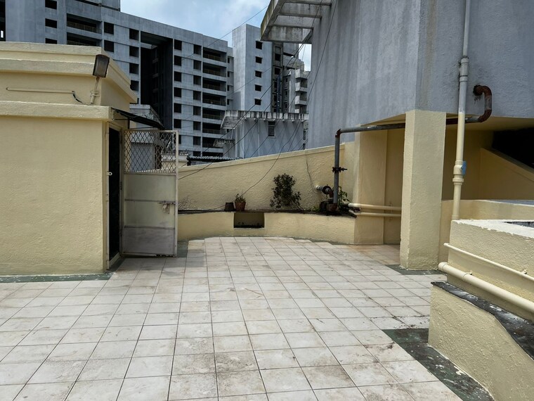 Balcony, kothrud 2.5 Bedroom 1900 Sq.Ft. Builder Floor In Kothrud Pune 9421179