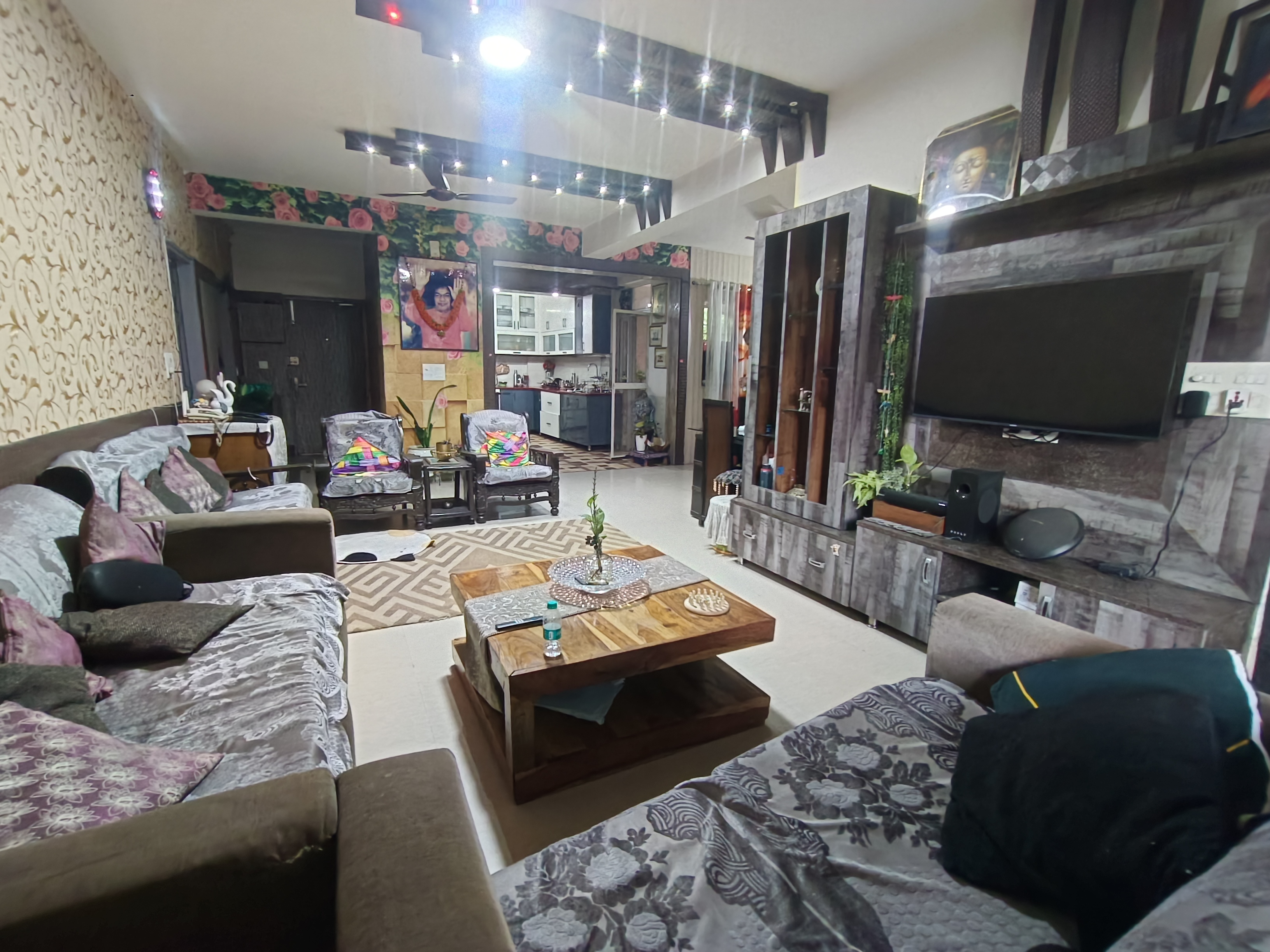 4 BHK Apartment For Rent in Tulip Purple