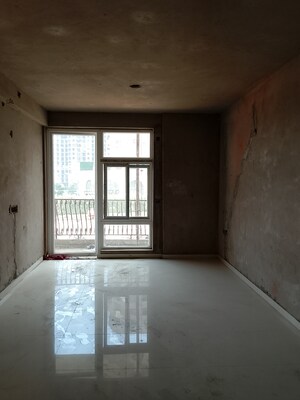 Room in 2 BHK Apartment at Omaxe Hazratganj Residency, Gomti Nagar – for Sale