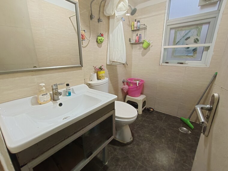 Master Bedroom, tulip-purple 4 Bedroom 2400 Sq.Ft. Apartment In Sector 69 Gurgaon 9421175