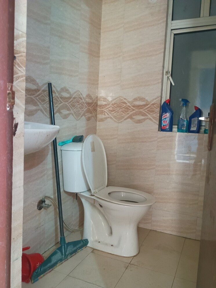 Bathroom, scc-sapphire 2 Bedroom 900 Sq.Ft. Apartment In Raj Nagar Extension Ghaziabad 9421106