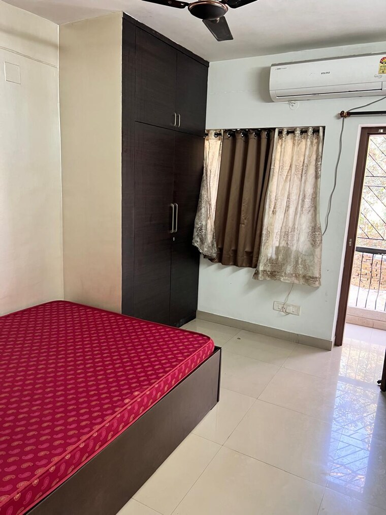 Master Bedroom, morabadi 2 Bedroom 935 Sq.Ft. Apartment In Morabadi Ranchi 9421122