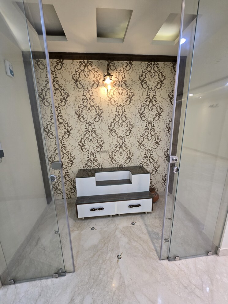 Bathroom, dlf-atria 4 Bedroom 2800 Sq.Ft. Apartment In Dlf Phase ii Gurgaon 9421161