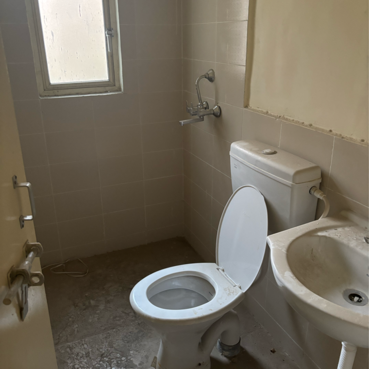 Bathroom, conscient-habitat-78 2 Bedroom 517 Sq.Ft. Apartment In Faridpur Faridabad 9421176