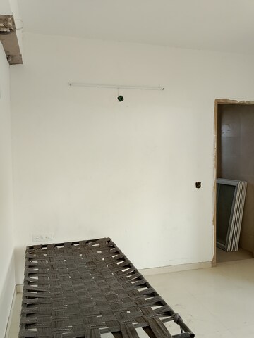 Room in 2 BHK Apartment at Omaxe Hazratganj Residency, Gomti Nagar – for Sale