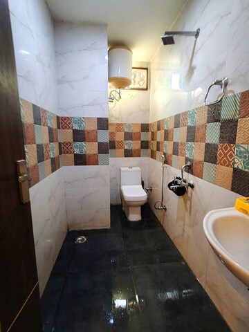 Bathroom in 2 BHK Builder Floor at Saket – for Rent