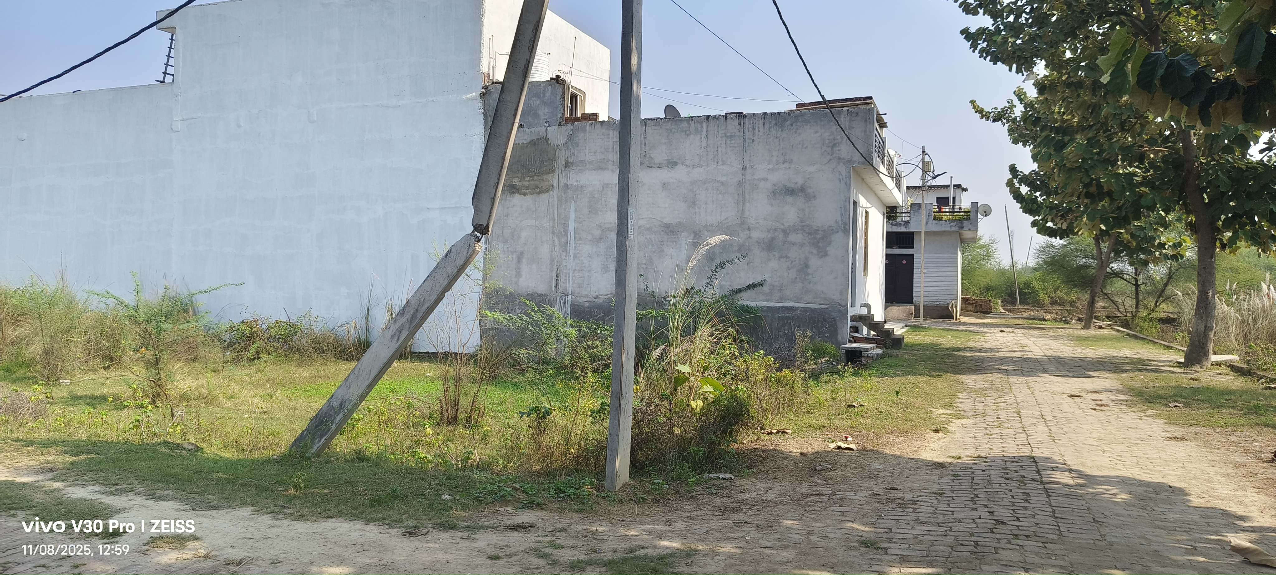 Plot For Sale in Deva Road