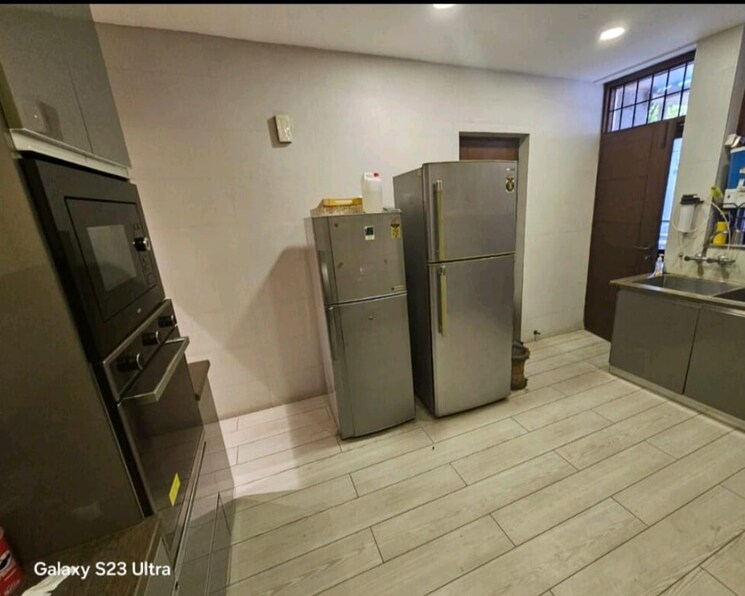 Living Room, dlf phase ii 3 Bedroom 2000 Sq.Ft. Builder Floor In Dlf Phase ii Gurgaon 9421168