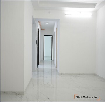 Building Lobby in 3 BHK Builder Floor at Dlf Phase ii – for Rent