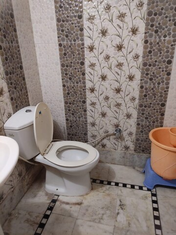 Bathroom in 2 BHK Apartment at Sector 125 – for Rent