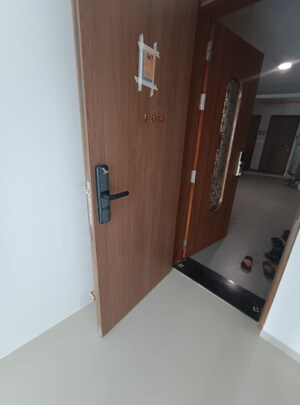 Furnished Amenities in 2 BHK Apartment at Kalpataru Immensa, Kolshet Road – for Rent