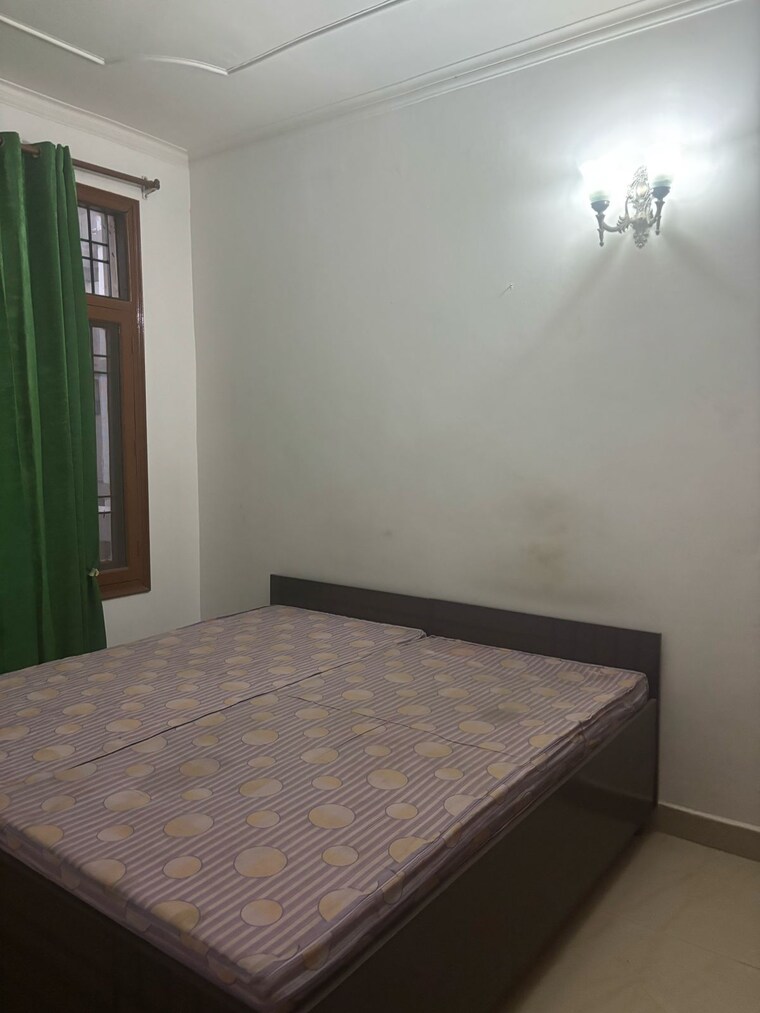 Room, rkm-springdale-tower-ii 3 Bedroom 1800 Sq.Ft. Apartment In Lohgarh Zirakpur 9421682