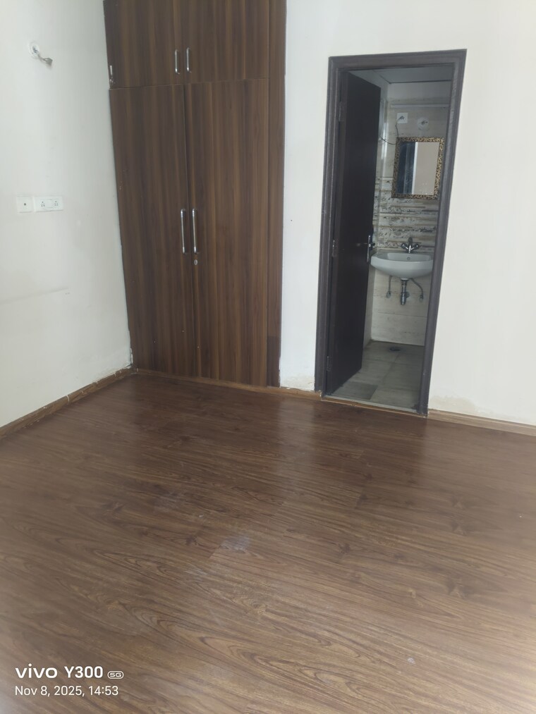 Room, amrapali-golf-homes 3 Bedroom 1115 Sq.Ft. Apartment In Sector 4 Greater Noida Greater Noida 9421745