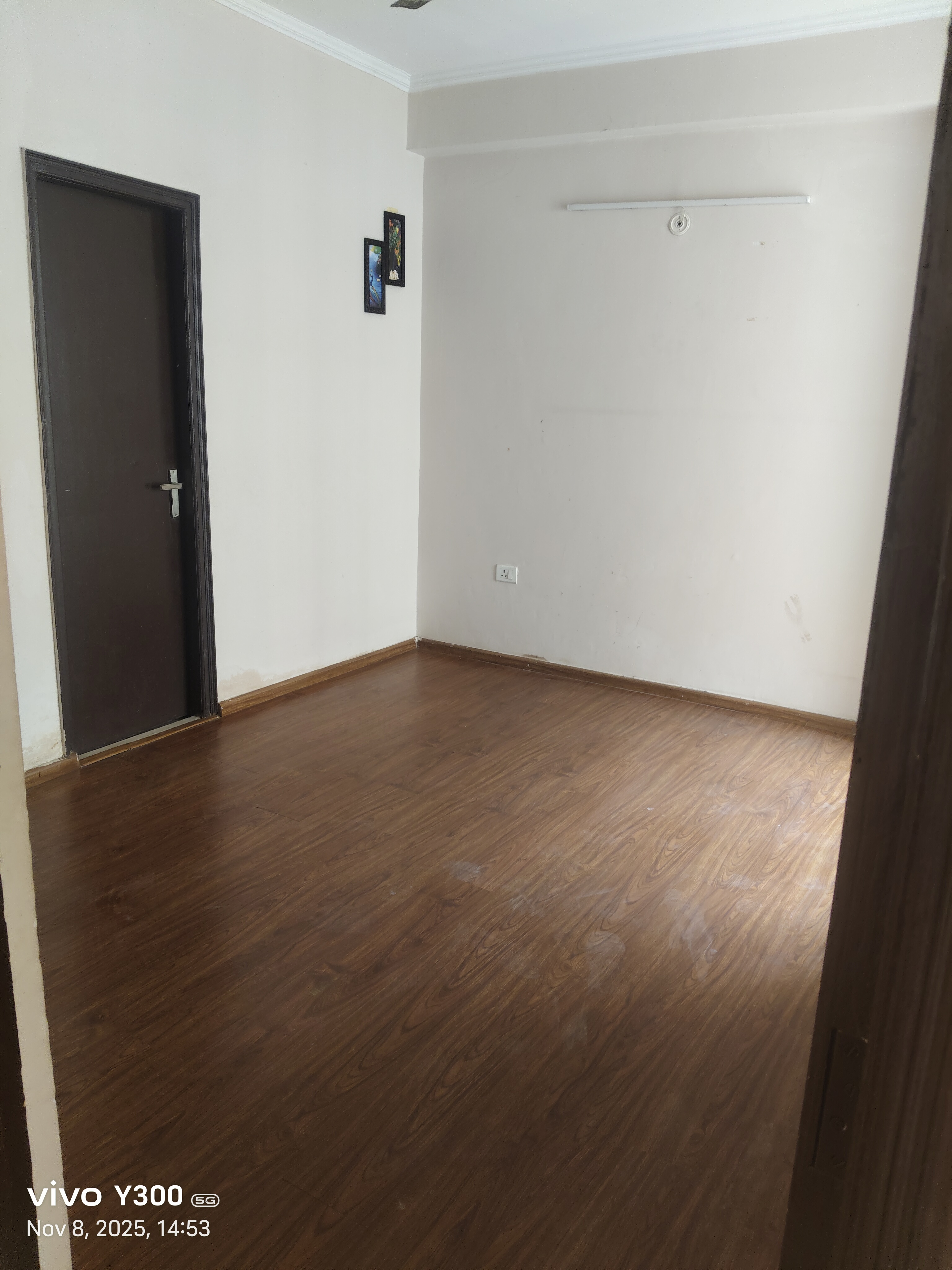 3 BHK 1115 Sq.Ft. Apartment in Amrapali Golf Homes