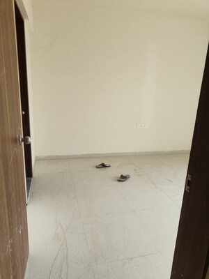 Room in 2 BHK Apartment at Mantra Monarch, Balewadi – for Rent