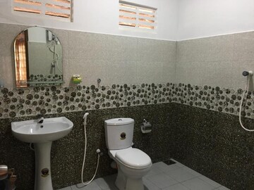 Team Area in 2 BHK Builder Floor at Chattarpur – for Sale