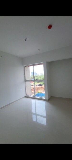 Room in 1 BHK Apartment at Lodha Codename Premier, Dombivli East – for Rent