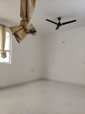2 BHK Apartment For Rent in Tulip Lemon, Sector 69