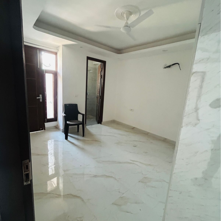Room, chattarpur 3 Bedroom 800 Sq.Ft. Builder Floor In Chattarpur Delhi 9422076