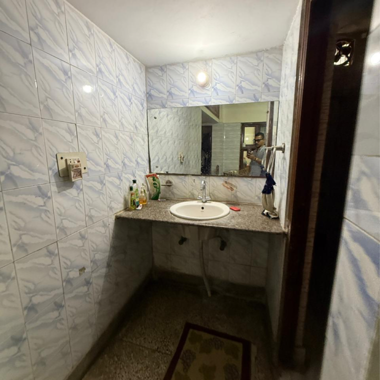 Kitchen, chattarpur 3 Bedroom 900 Sq.Ft. Builder Floor In Chattarpur Delhi 9422120