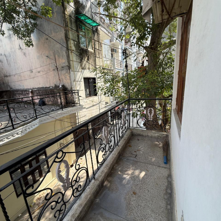 Balcony, chattarpur 3 Bedroom 900 Sq.Ft. Builder Floor In Chattarpur Delhi 9422120