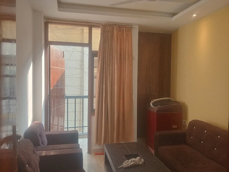 Living Room, freedom fighters enclave 1 Bedroom 550 Sq.Ft. Builder Floor In Freedom Fighters Enclave Delhi 9422121