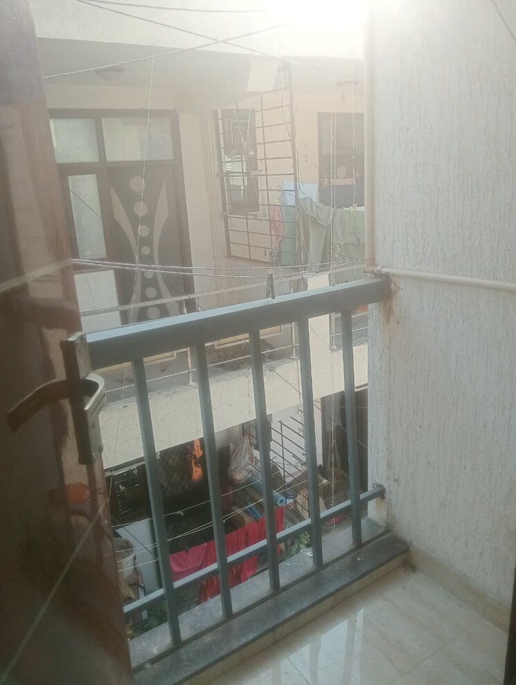 Kitchen, freedom fighters enclave 1 Bedroom 550 Sq.Ft. Builder Floor In Freedom Fighters Enclave Delhi 9422121