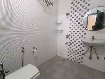 Bathroom in 2 BHK Builder Floor at Vasant Kunj – for Rent