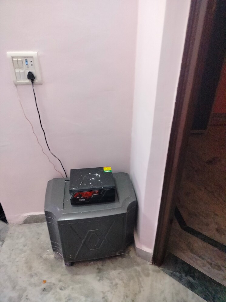 undefined, raj nagar 3 Bedroom 900 Sq.Ft. Builder Floor In Raj Nagar Delhi 9422167