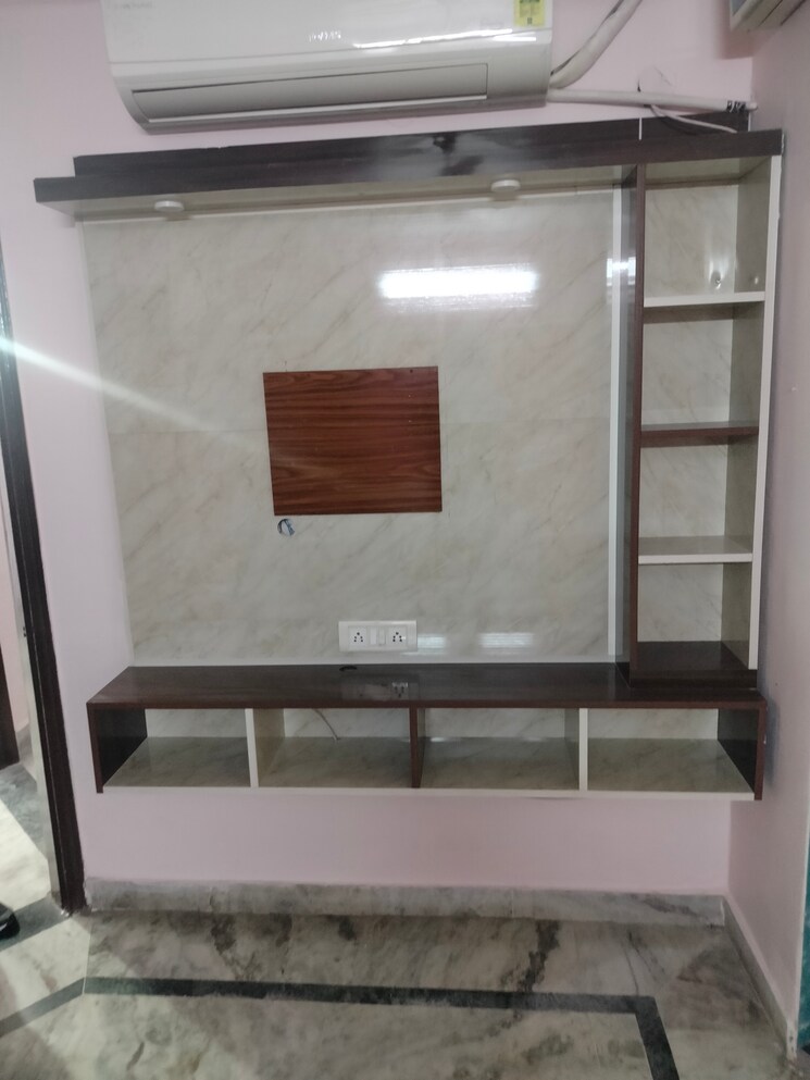 Kitchen, raj nagar 3 Bedroom 900 Sq.Ft. Builder Floor In Raj Nagar Delhi 9422167