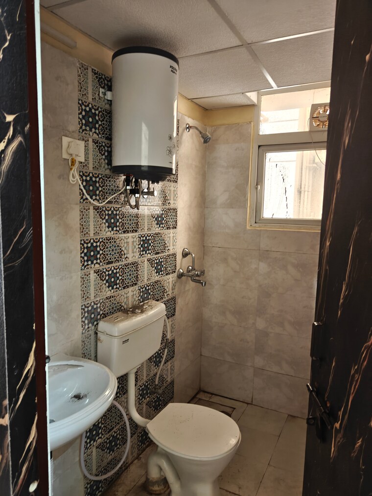 Bathroom, signature-global-proxima 2 Bedroom 675 Sq.Ft. Apartment In Sector 89 Gurgaon 9422206