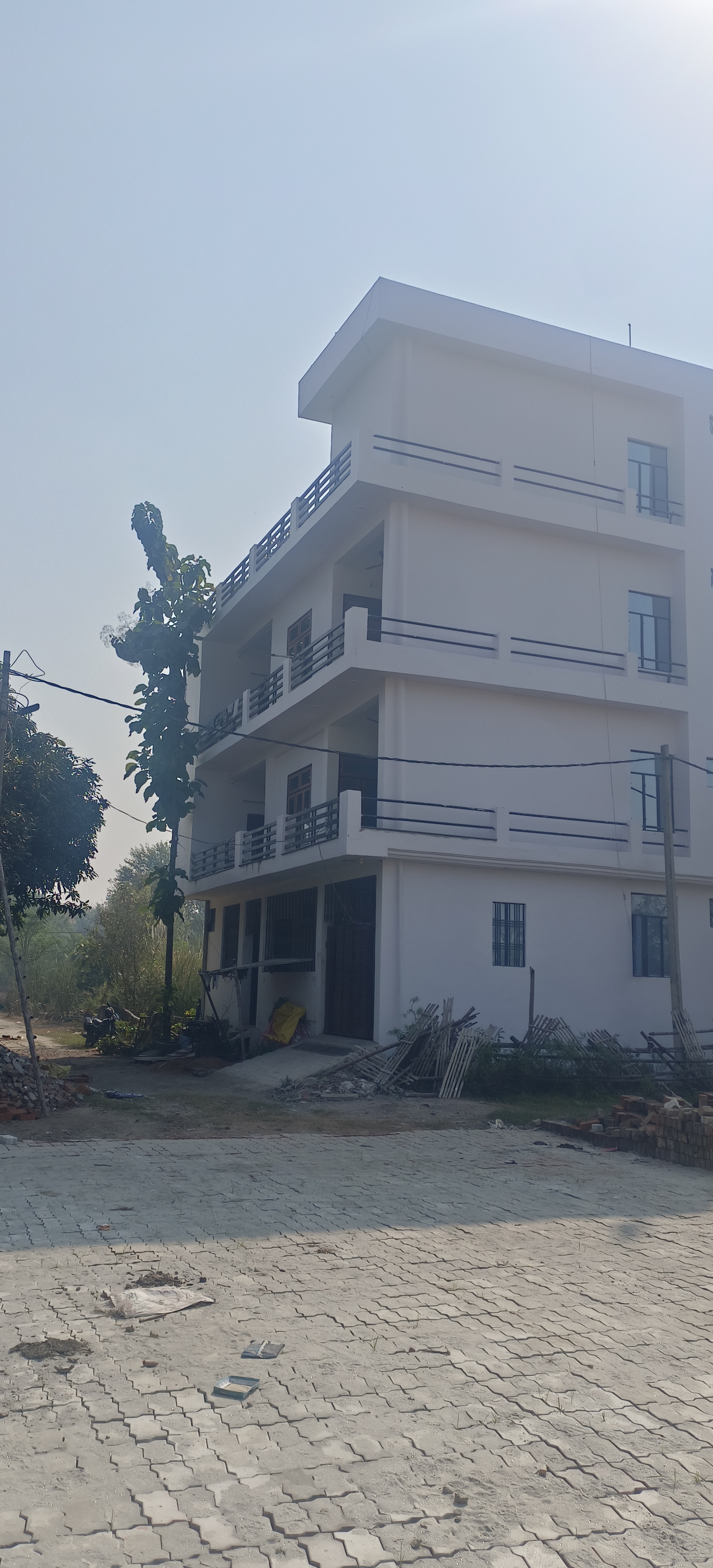 Plot For Sale in Kisan Path