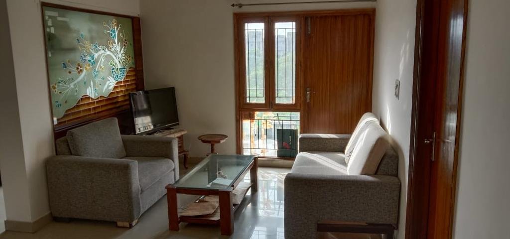 2 BHK Apartment For Rent in Santushti Apartment Secto