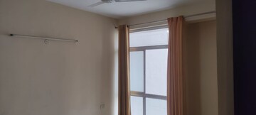 Room in 3 BHK Apartment at Piyush Heights, Sector 89 – for Sale